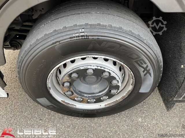 Standard nyergesvontató DAF XF 530 SSC*Kombi-Hydro*Standklima*Tank 845L*ACC*