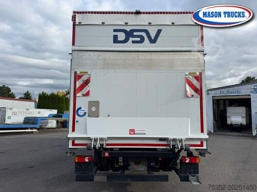 Lastbil med lad og presenning Iveco Eurocargo 140-280P centina e sponda