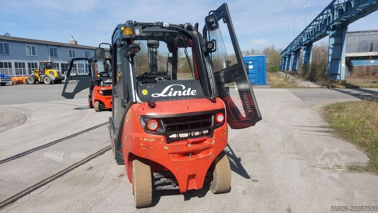 LPG-vorkheftruck Linde H25 T -02 //  Triplexmast // 3 Ventil // Seitensch