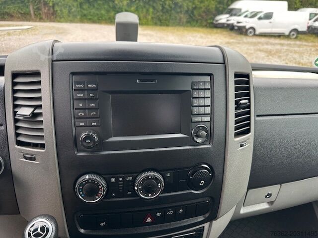 Ravni kamioni Mercedes-Benz Sprinter 519 Pritsche+Plane Automat Klim