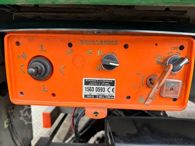 Koffer DAF CF 250 2015 / 416.079km / DHOLLANDIA 2000kg