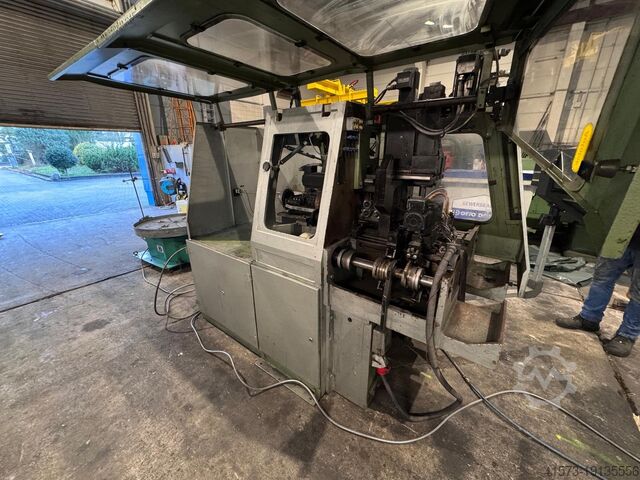 Machine à conformer les ressots WAFIOS FTU 3.3