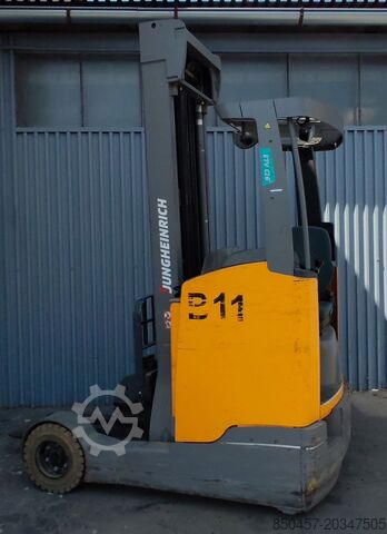 Carretillas retráctiles Jungheinrich ETV C16 /3438mh/ 7.1m/ big tires Batt 95%
