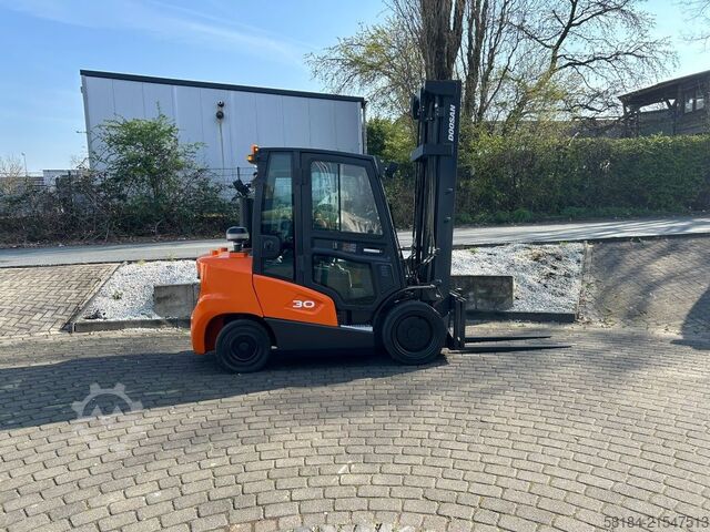 Dízel targoncák Doosan D30S-9