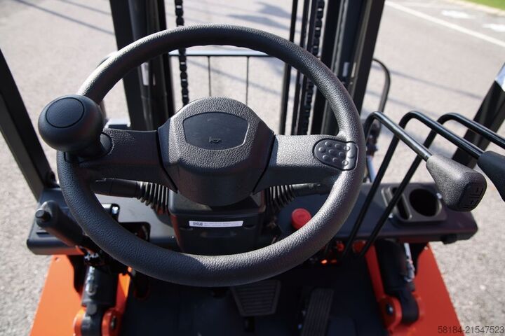 Elektromos négykerekű targonca Noblelift CPD38-A