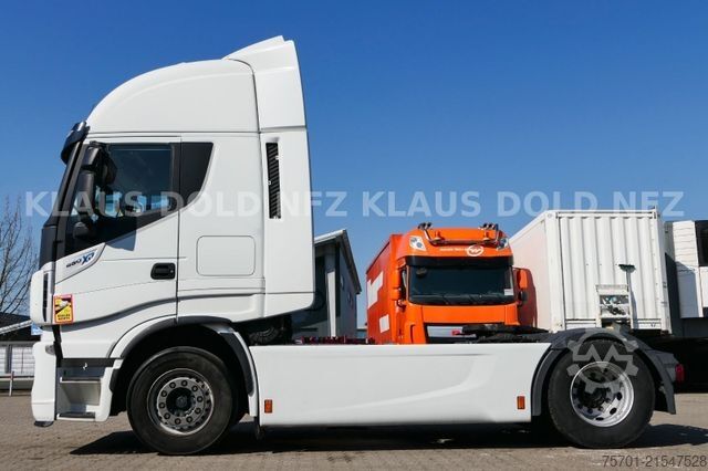 Standard nyergesvontató IVECO Stralis 480 XP Retarder 2 XL Tank Standklima