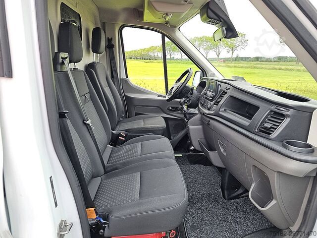 Stationvogn med højt tag FORD TRANSIT 2.0 L3H2 Camera Euro6 AC