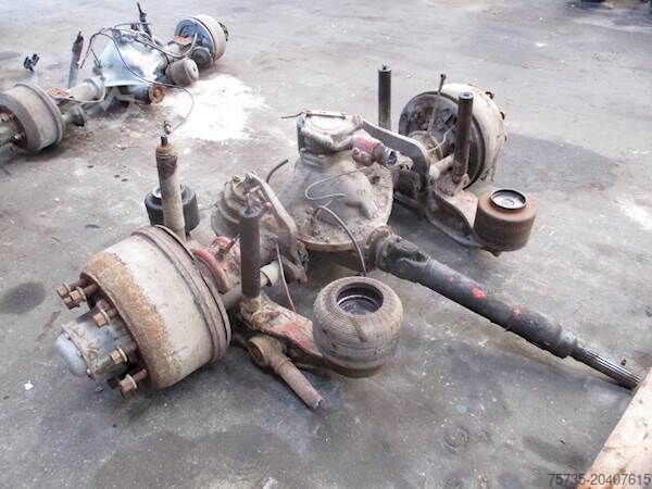 Achteras MERCEDES-BENZ 1217