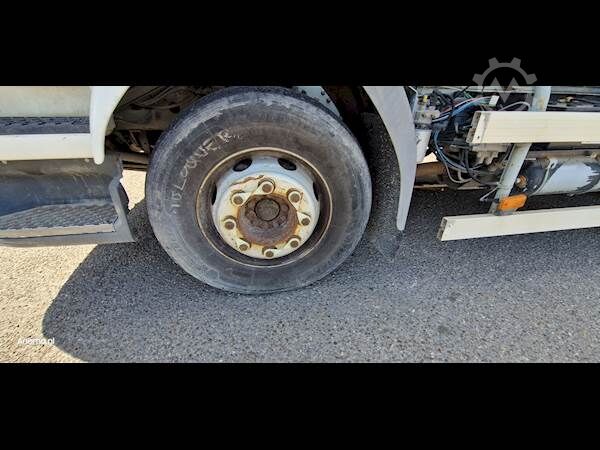 Tanker RENAULT MIDLUM 220 GAS / LPG