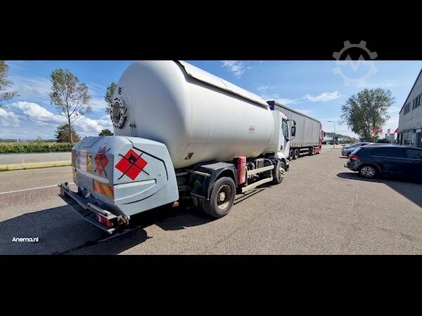 Tanker RENAULT MIDLUM 220 GAS / LPG
