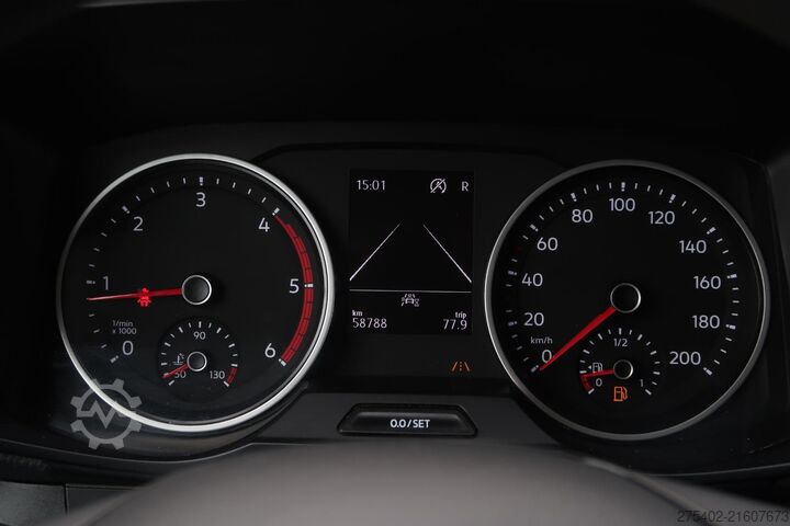 Carrinha de tejadilho alto Volkswagen Crafter 35 2.0 TDI L3H3 AUT/ LED/ CAMERA/ ACC/ ...