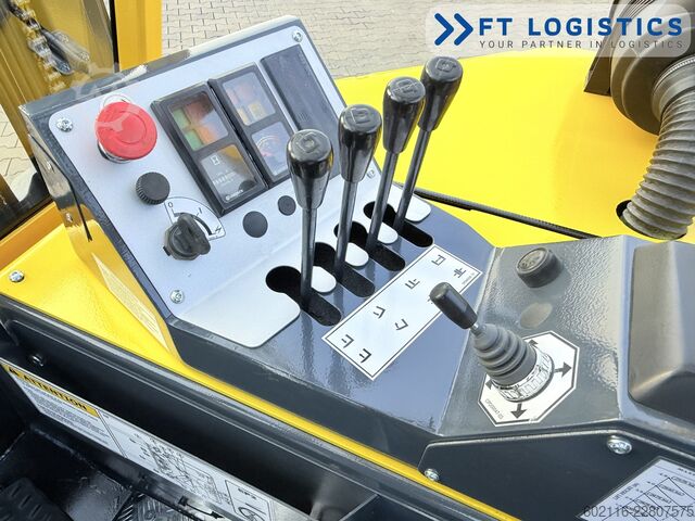 τετραπλής κατεύθυνσης περονοφόρο όχημα Combilift CB3000 GAS TRIPLEX 4900 FREE-LIFT