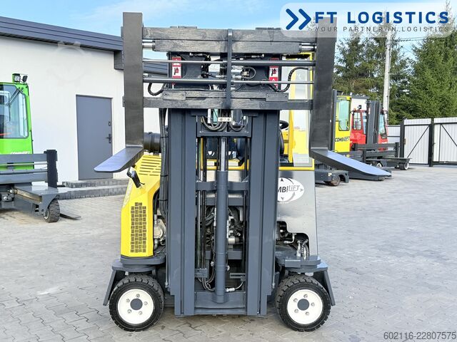 τετραπλής κατεύθυνσης περονοφόρο όχημα Combilift CB3000 GAS TRIPLEX 4900 FREE-LIFT