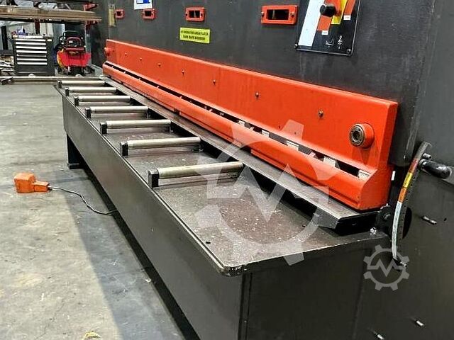 Nożyce gilotynowe Amada GPN 630 Amada GPN 630
