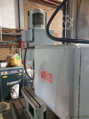 Radial drilling machine EMA FN50-1600