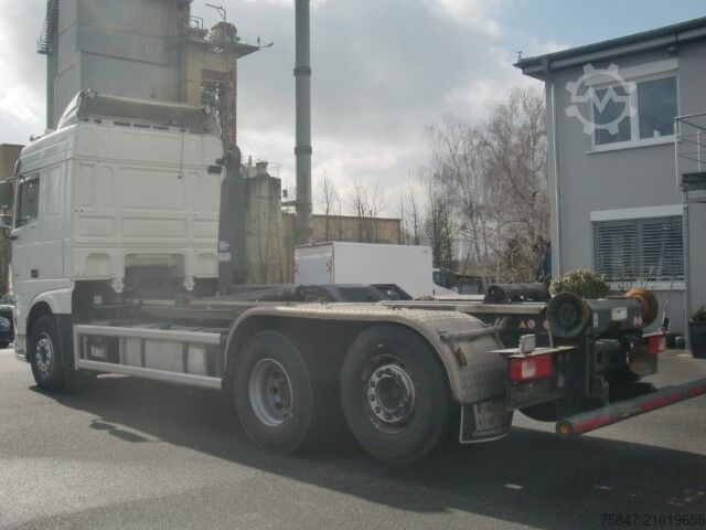 Camión portacontenedores de gancho DAF XF 480 FAN Lenkachse Intarder Standklima