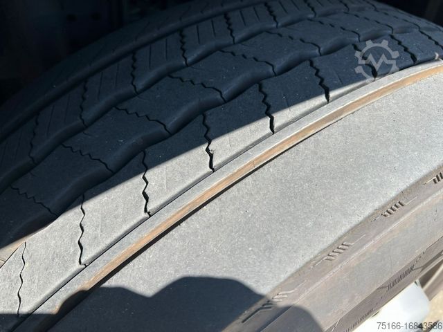 Vrachtauto met open laadbak MERCEDES-BENZ ACTROS 1833 L Pritsche 7,45 m offen*AHK