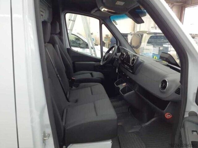 Dodávka s vysokou střechou Mercedes-Benz Sprinter 317 CDI Kasten Hochdach Pro Kamera Navi
