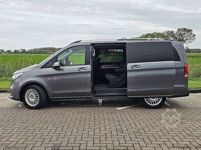  MERCEDES-BENZ EQV 300 L2 Navi 7-Persoons