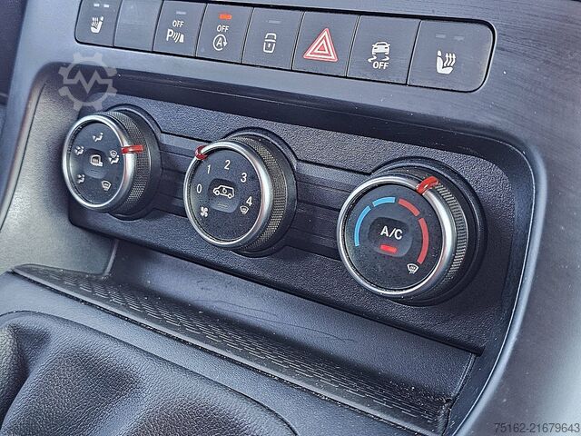 Walizka MERCEDES-BENZ CITAN 110 CDI L1 Navi LED Trekhaak