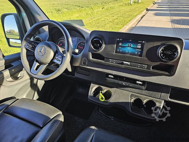 Chłodnia dostawcza MERCEDES-BENZ SPRINTER 316 CDI AUT. L2H2 FRIGO