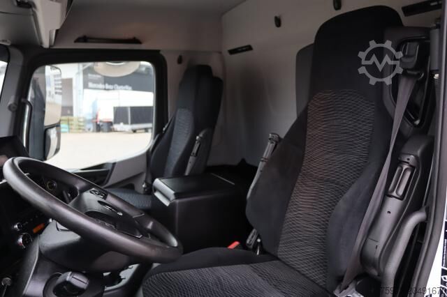 Refrigerated truck Mercedes-Benz Antos 1832 L