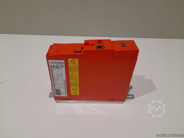SEW-EURODRIVE MOVITRAC B inverter, 0.75 kW SEW-EURODRIVE MC07B0008-5A3-4-00