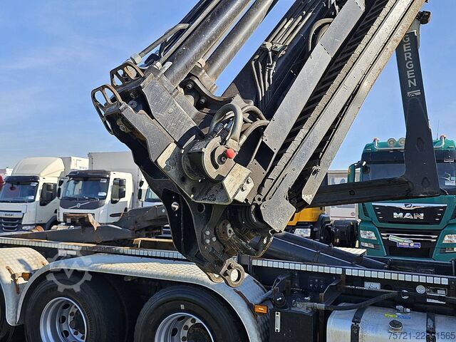 Kampókaros rendszer SCANIA P450 8X4*6 HIAB 188-E3