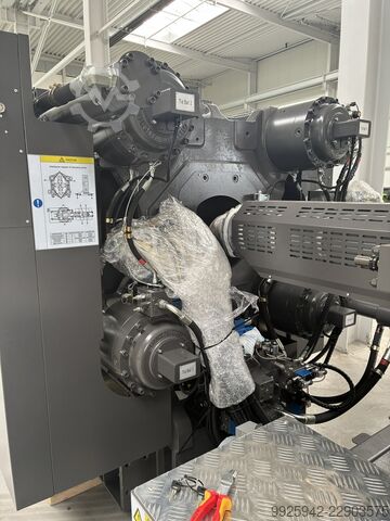 Enjeksiyon kalıplama makinesi YIZUMI UN500D1 IU3330 D=84