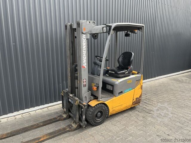 Elektro 3 Rad-Stapler Jungheinrich EFG113