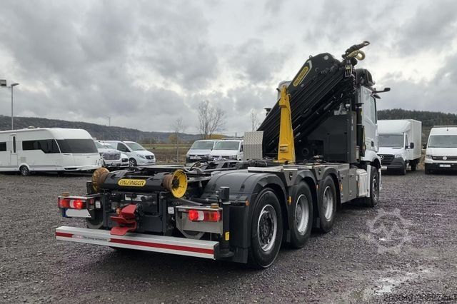 Φορτηγό γερανός roll-off MERCEDES-BENZ Arocs 3253 8x4 Abrollkipper Kran Palfinger 37002