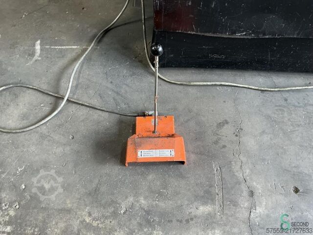 Plegadora Amada ITPS 50t 2000mm año 1990 Amada 