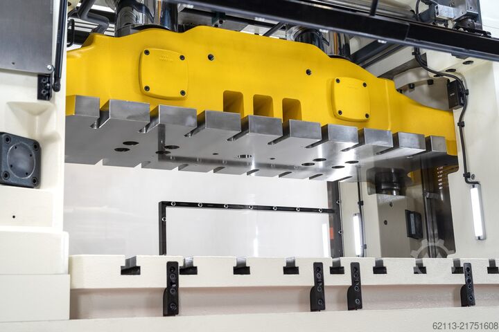 Automata lyukasztógép BRUDERER BSTA 125