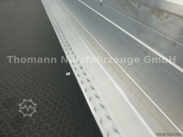 Box van RENAULT NEW Master 2025 Koffer Türen Möbelkoffer