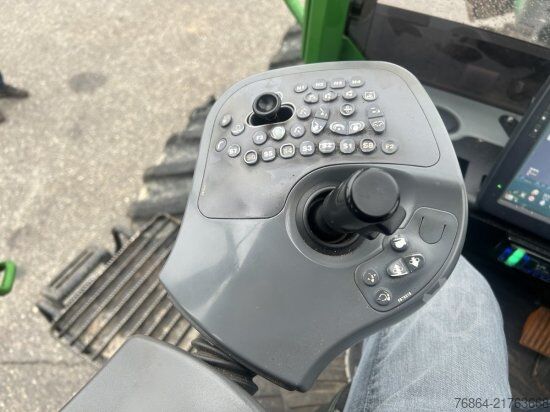 Vehicul forestier JOHN DEERE 1270G HARVESTER 8X8