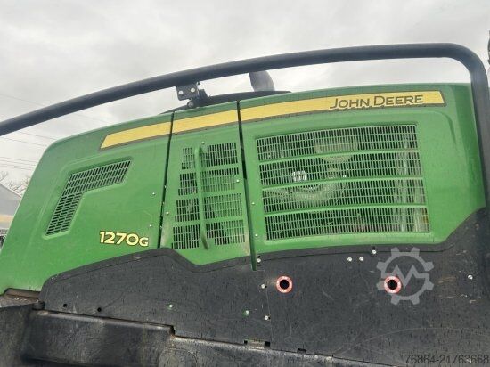 Vehicul forestier JOHN DEERE 1270G HARVESTER 8X8