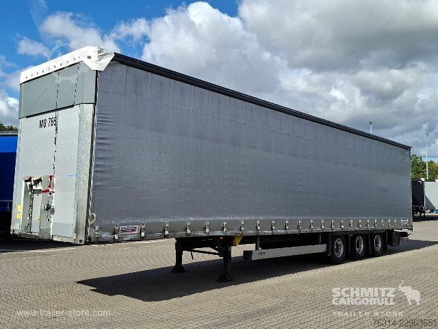 Semi-remorque bâchée Schmitz Cargobull Curtainsider Mega Getränke