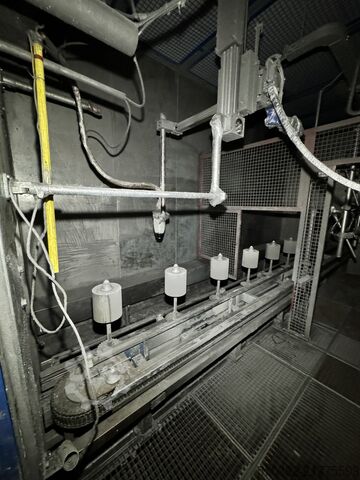 Convoyeur au sol pour chaîne de peinture de jantes AFOTEC 