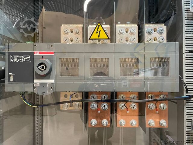 Anläggningsmaskin ATS Panel 2.500A - Max 1.730 kVA - DPX-27513