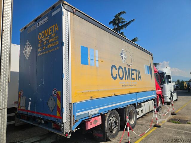 Nákladní auto s valníkem a plachtou Iveco Stralis AT260S46 Y/PS