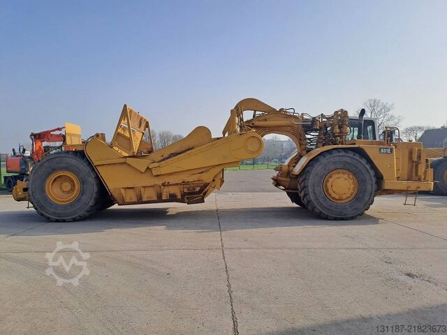 Escraper CAT 631E (3 units available)