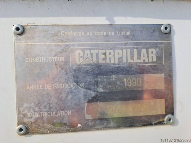 Escraper CAT 631E (3 units available)