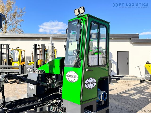 Čtyřcestný vysokozdvižný vozík Combilift C4000 / TRIPLEX / 4900MM / GAS