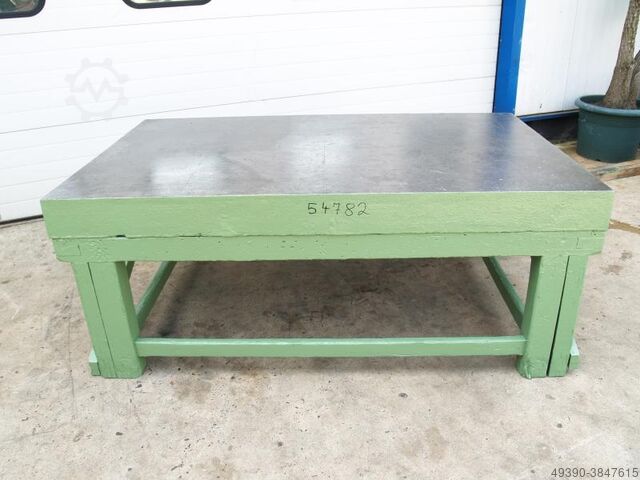 Steel cast grey cast iron alignment and welding plate, heavily ribbed, heavy-duty alignment plate 2000x1200