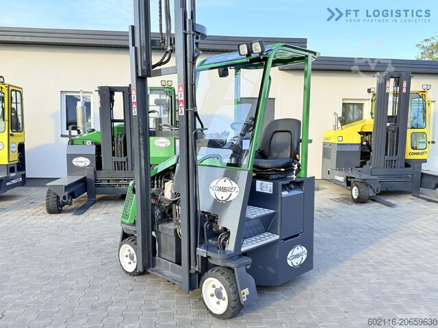 Vierwegheftruck Combilift C2500CB DIESEL TRIPLEX 5500 FREE LIFT