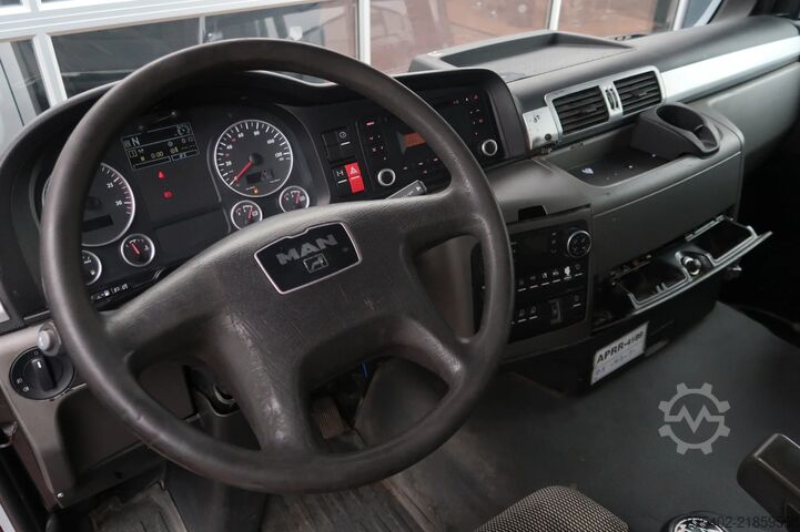 Tippbil med kran MAN TGS 26.320 6X2/ HMF 1643 Z CRANE/