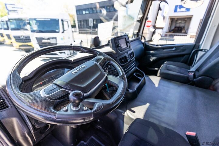 Hook arm system IVECO X-WAY 460