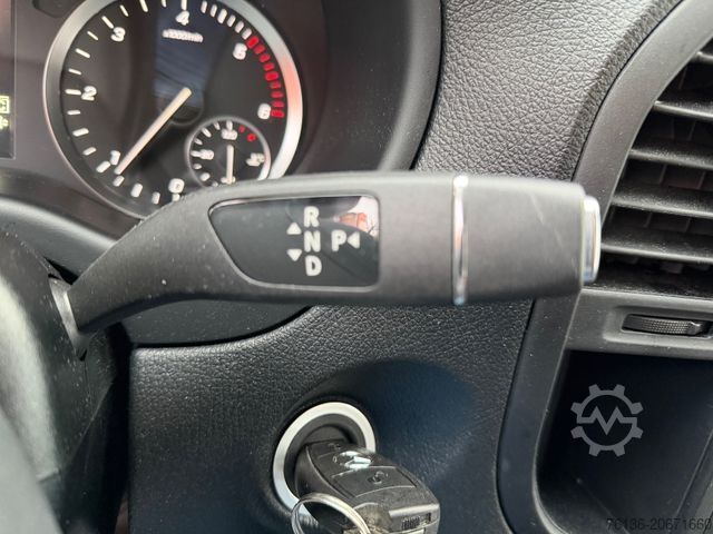 Kleinbus MERCEDES-BENZ Vito Tourer 114 CDI Automatik 9 Sitzer Klima LED