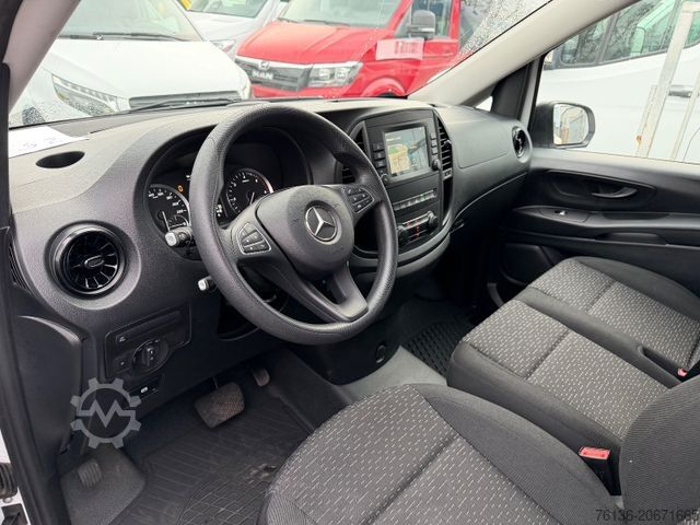 Kleinbus MERCEDES-BENZ Vito Tourer 114 CDI Automatik 9 Sitzer Klima LED