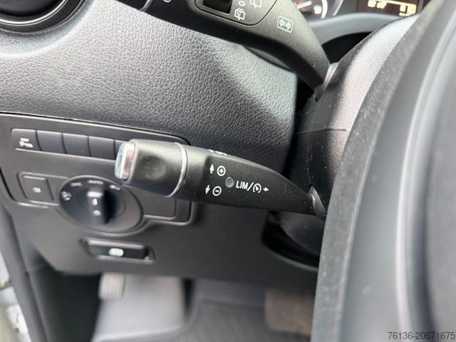 Kleinbus MERCEDES-BENZ Vito Tourer 114 CDI Automatik 9 Sitzer Klima LED
